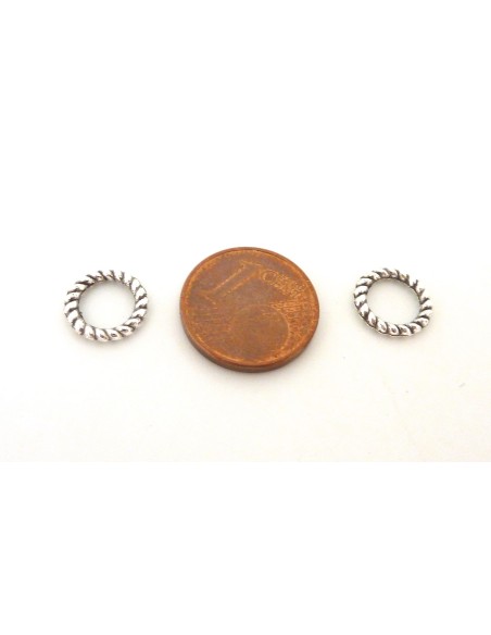 intercalaire en métal argenté travaillé