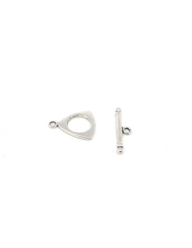 Fermoir toggle en forme de triangle