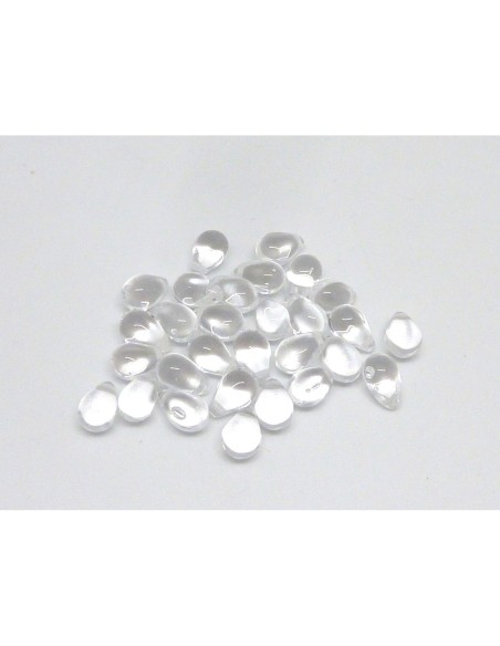 Perle forme larme en verre de couleur transparente Crystal 