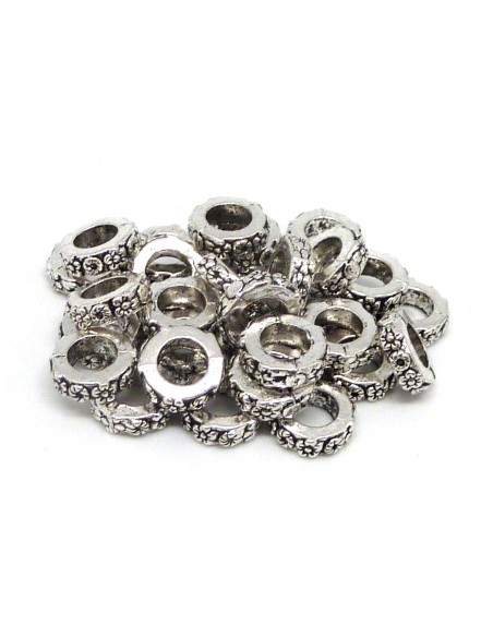 10 Perles rondelle 10,5mm à gros trou 5,9mm en métal argenté gravé de fleurs