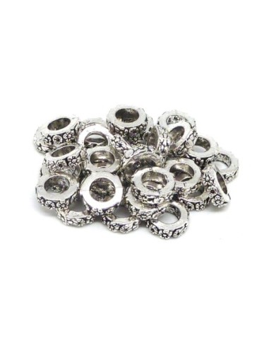10 Perles rondelle 10,5mm à gros trou 5,9mm en métal argenté gravé de fleurs