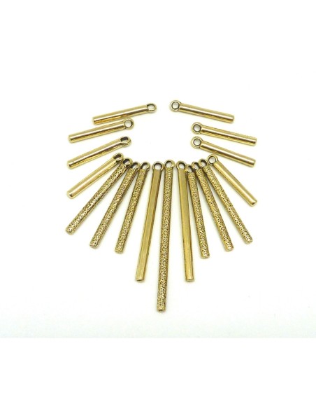 Lot de 17 breloques pendentif tige assorties en métal doré pâle lisse et travaillé idéal pour collier ethnique