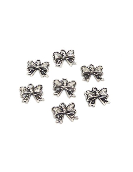 10 Breloques, pendentif noeud en métal argenté 11mm