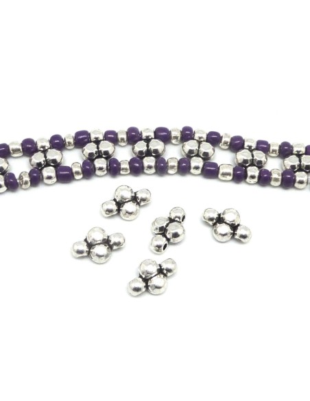 Lot de 10 Perles connecteurs 2 trous en métal argenté martelé