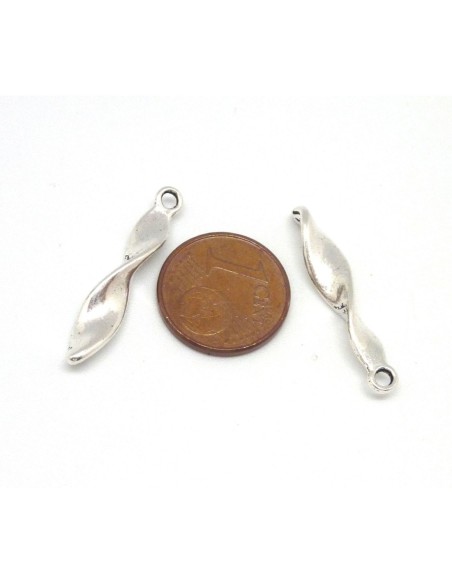 Breloque argenté pas chère pampille en métal tourbillon