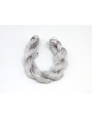fil nylon tressé gris clair, gris argenté 0,8mm pour tressage bracelet wrap, shamballa