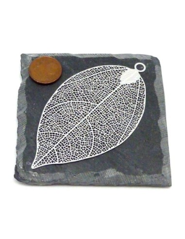 1 grand Estampe feuille en filigrane très fine, légère et stylisé 7,8cm en métal argenté