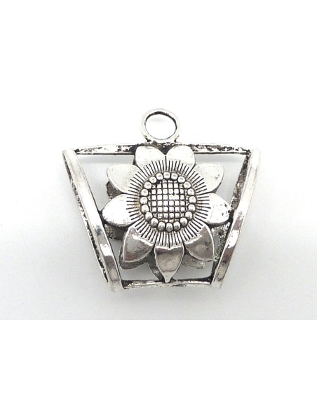 1 Grand Support breloque pour foulard XXL 37x40mm, bélière en métal argenté ajouré motif fleur marguerite