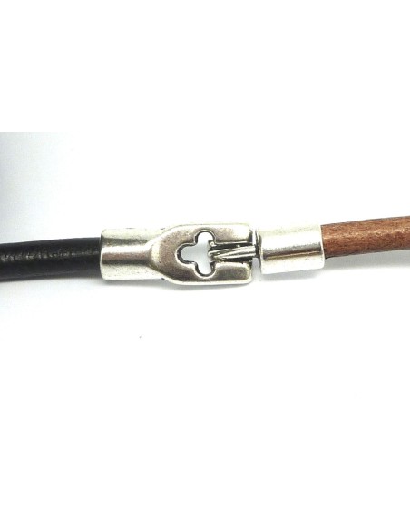 Lot de 10 Fermoirs T embout rond pour cordon de 5mm en métal argenté avec motif trèfle