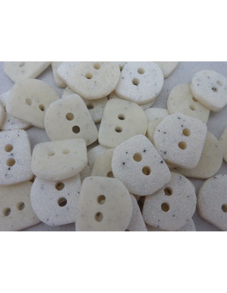 6 Boutons connecteur carré avec un côté arrondi écru moucheté 14m