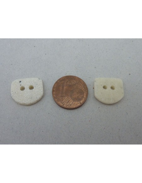 6 Boutons connecteur carré avec un côté arrondi écru moucheté 14m