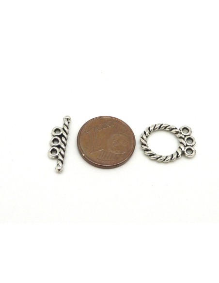 Fermoir multi-rangs strié 