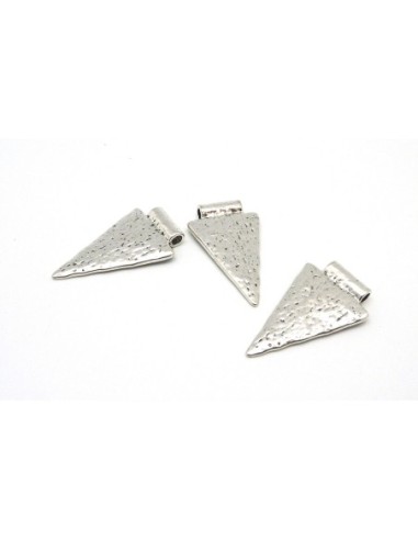 Pendentif géométrique en métal de couleur argenté