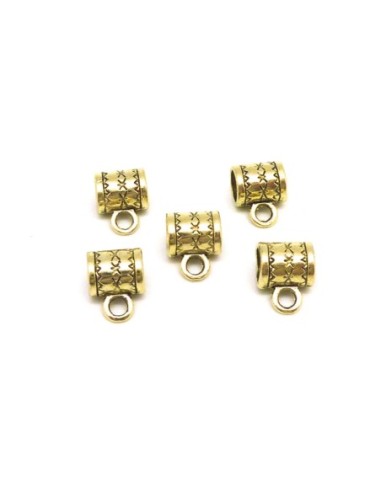 support breloque en métal doré pâle travaillé cordon de 4,5-5mm