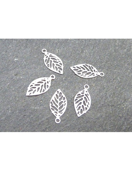 10 Petites breloques feuille en filigrane très fine, légère et stylisé 11,2mm en métal argenté