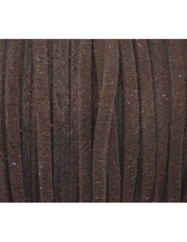 Cordon plat daim synthétique de couleur marron foncé 2,5mm