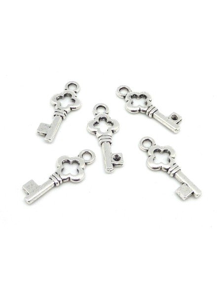 20 Breloques clé 22mm en métal argenté ajouré