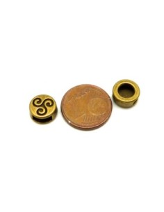 Perle passant triskel pour lanière de 5-6mm en métal couleur bronze  2