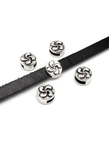 10 Perles passant croix basque slide pour lanière de 6-6,5mm en métal argenté gravé