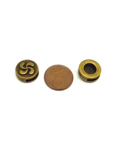 Perles passant croix basque slide pour lanière de 10mm en métal de couleur bronze