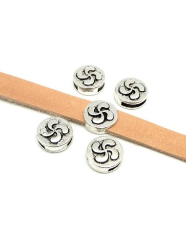5 Perles passant croix basque slide pour lanière de 10mm en métal argenté gravé