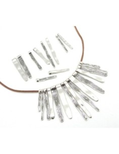 15 breloques pendentif tige en métal argenté martelé 2