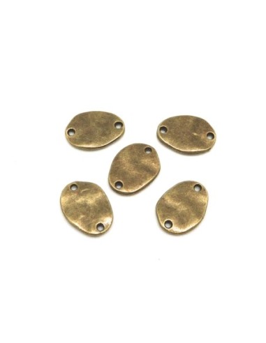 Perle connecteur ovale en métal de couleur bronze légèrement martelé 9,8mm x 13,2mm