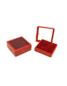 Petits écrins carré 4cm X 4cm X 1,5cm de couleur rouge 2