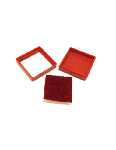 Petits écrins carré 4cm X 4cm X 1,5cm de couleur rouge