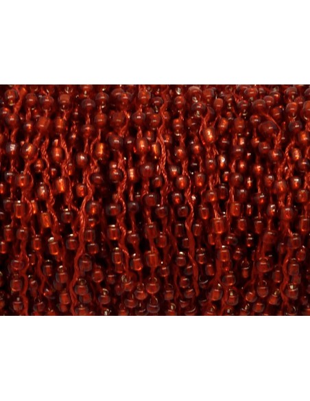 1m de chaînette de rocaille  de couleur rouge transparent sur fil de nylon tressé, rocailles en verre 2,3mm