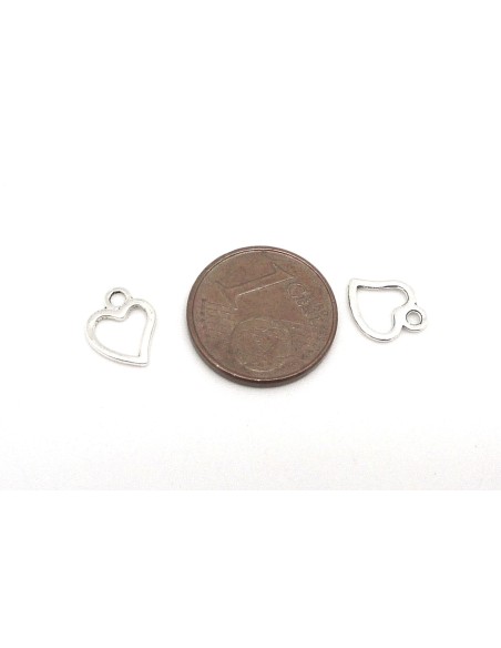 petite coeur évidé en métal argenté