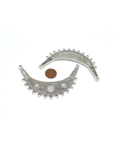 Plastron pendentif Connecteur travaillé 88mm en métal argenté