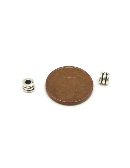 Perles mini tube strié en métal argenté 4mm 