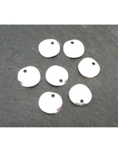 10 mini breloques sequin, pastille 8mm en métal argenté légèrement ondulé