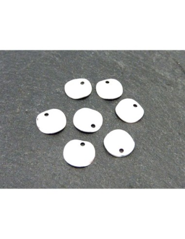 10 mini breloques sequin, pastille 8mm en métal argenté légèrement ondulé