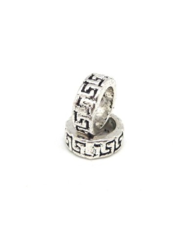 Anneau à gros trou 7,8mm donut en métal argenté vieilli travaillé