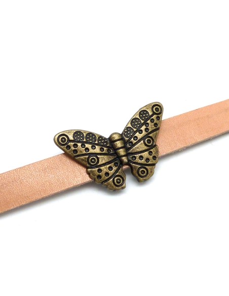 Perles passants papillon