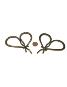 Grand Pendentif connecteur coeur évidé noeud en métal de... 2