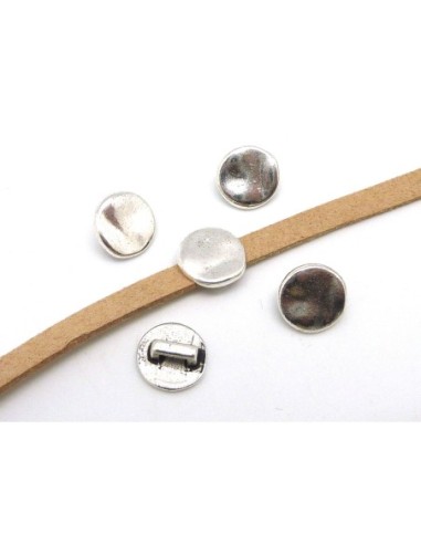 10 Perles passant pastille slide pour lanière de 4mm en métal argenté martelé