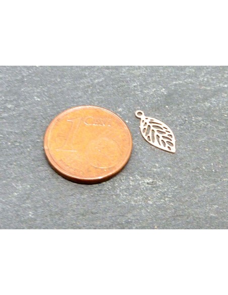 10 Petites breloques feuille en filigrane très fine, légère et stylisé 11,2mm en métal couleur or rose