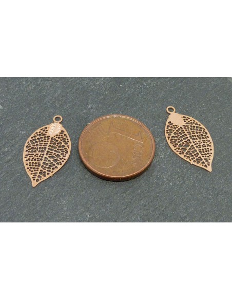 5 breloques feuille en filigrane très fine, légère et stylisé 18,9mm en métal doré rose