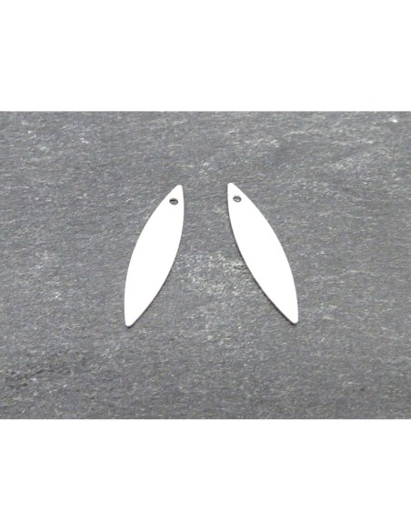 2 breloques navette sequin effilées 22mm x 5mm en métal argenté
