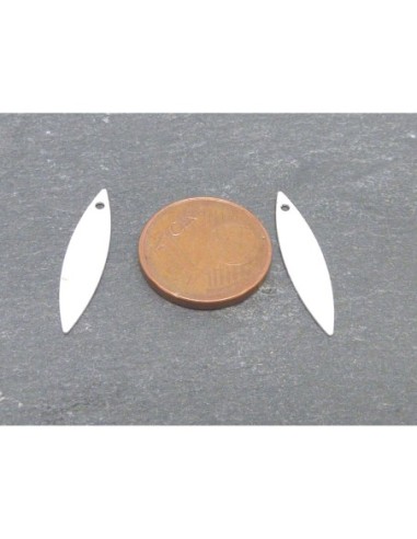 2 breloques navette sequin effilées 22mm x 5mm...