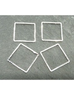 R-5 carrés fermés 16,1mm en métal argenté fin et martelé...