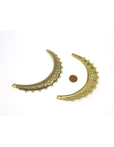 Plastron en métal doré pâle