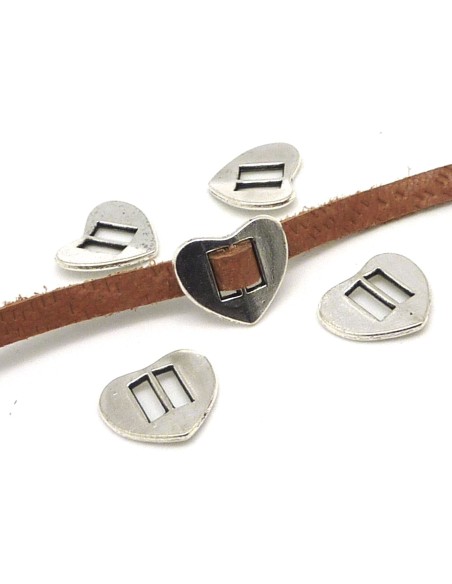 passant coeur en métal argente