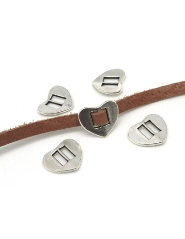 passant coeur en métal argente