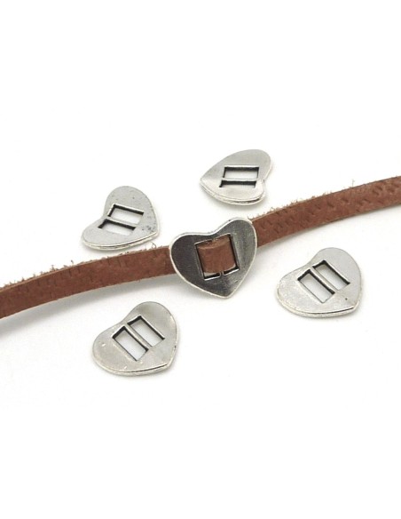 passant coeur en métal argente