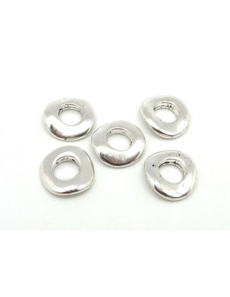 Perle rondelle argenté en métal martelé 14mm