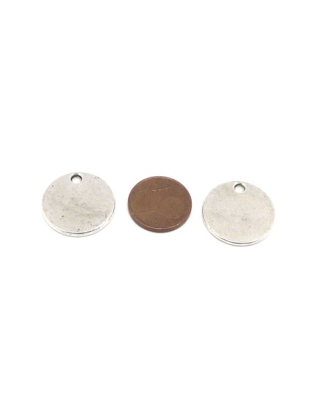 3 breloques sequin, pastille 24,5mm en métal argenté lisse vieilli